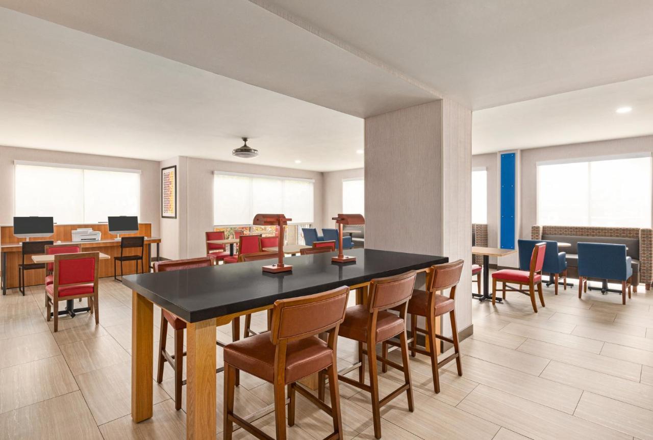 Holiday Inn Express Vero Beach-West I-95 By Ihg Eksteriør bilde