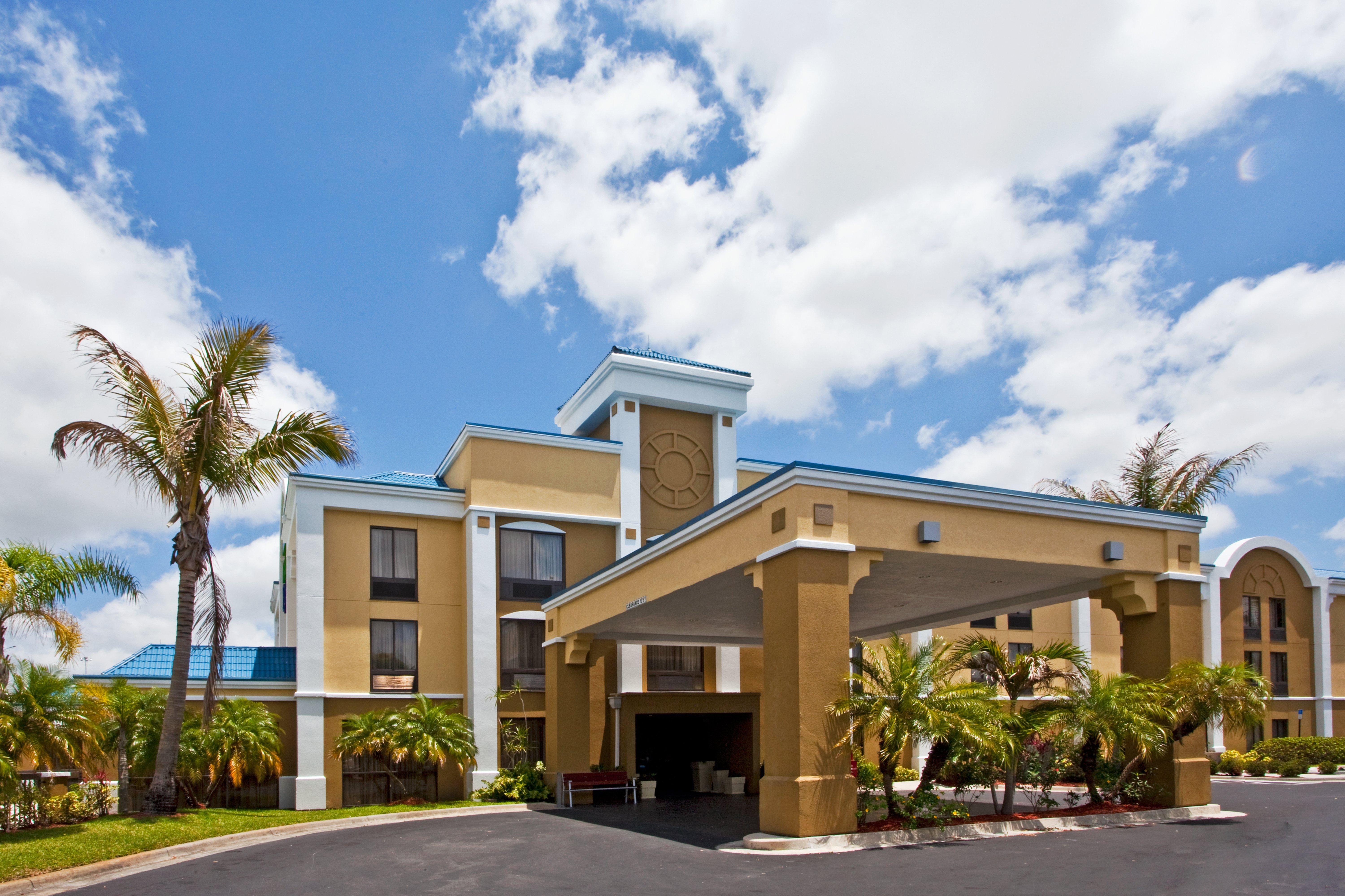 Holiday Inn Express Vero Beach-West I-95 By Ihg Eksteriør bilde