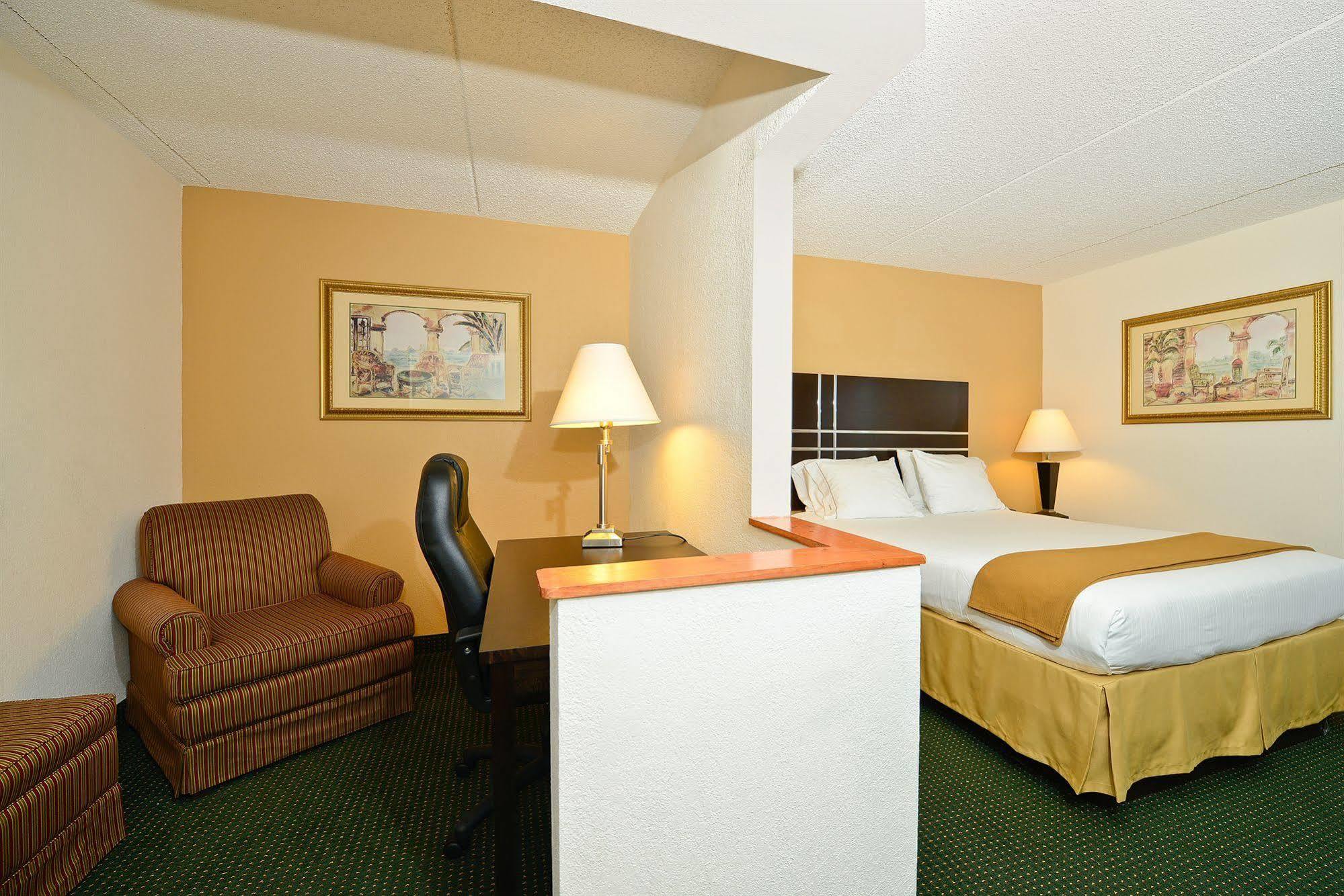 Holiday Inn Express Vero Beach-West I-95 By Ihg Eksteriør bilde